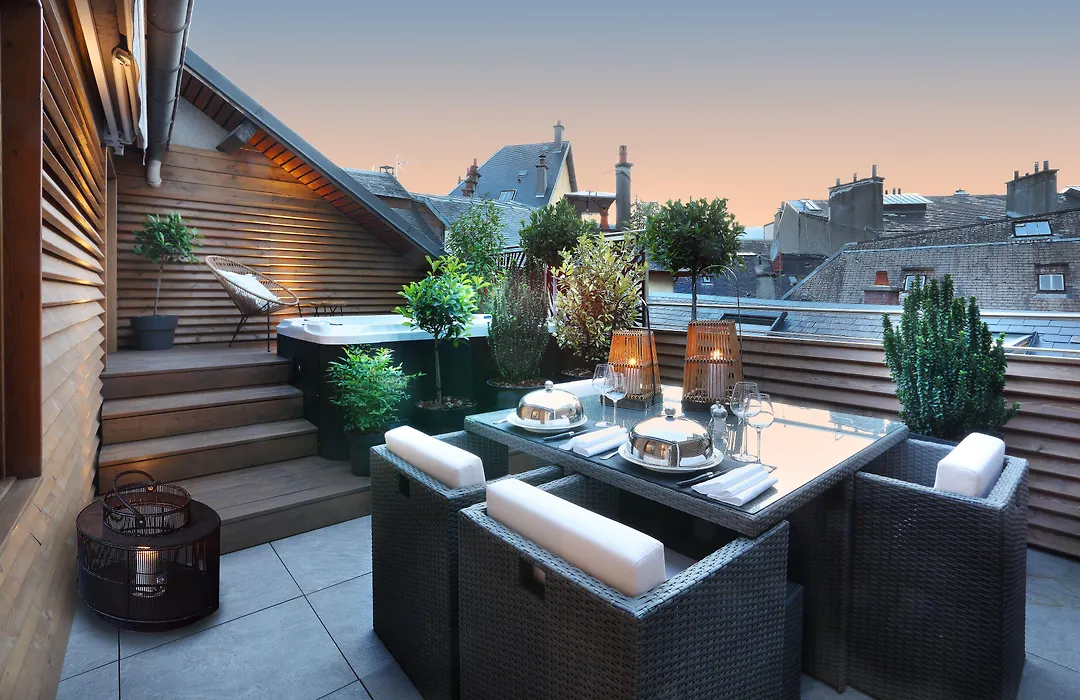 Petit Hôtel Confidentiel-1